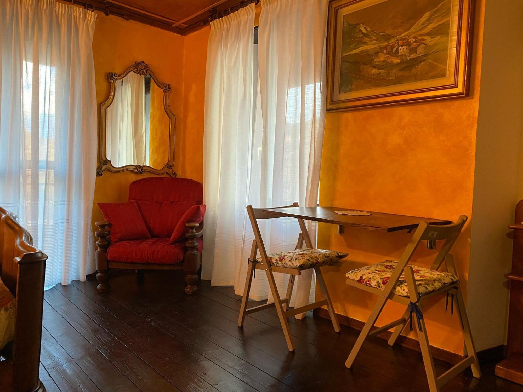 B&B La Locanda Del Cinghiale Aurano Exterior photo